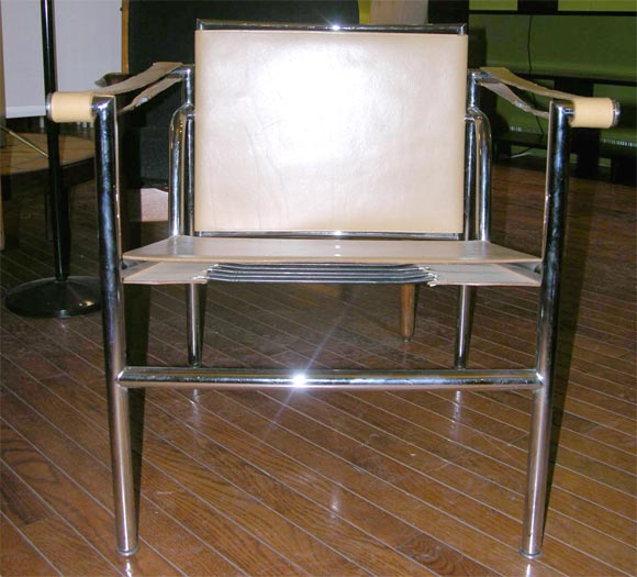 Pair of LC1 Sling Chairs