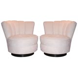 PAIR OF ELEGANT SWIVEL CHAIRS IN A LUXURIOUS CHENILLE FABRIC