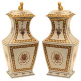 Pair of Italian Mottahedeh Urns