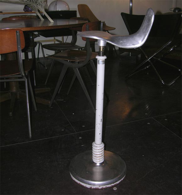 French Hairdresser's Stool In Good Condition In New York, NY