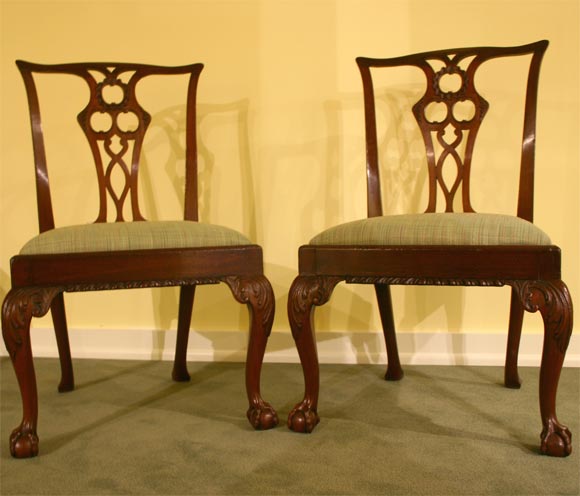 SET of 6 Chippendale Design Chairs, c. 1770