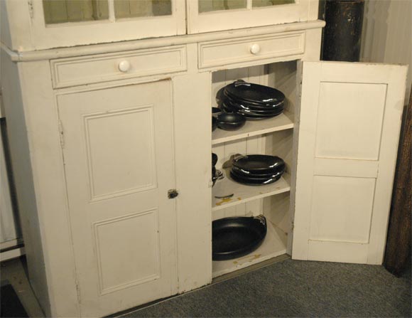 19THC ORIGINAL WHITE PAINTED STEPBACK CUPBOARD FROM NEW ENGLAND 4