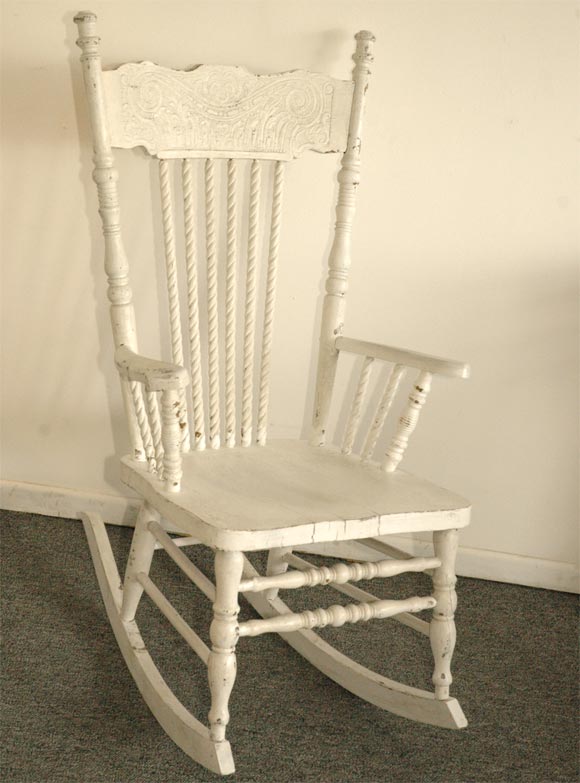LATE 19THC PRESSED BACK ORIGINAL WHITE PAINTED ROCKING CHAIR FOUND IN PENNSYLVANIA GREAT OLD PATINA.GREAT CONDITION