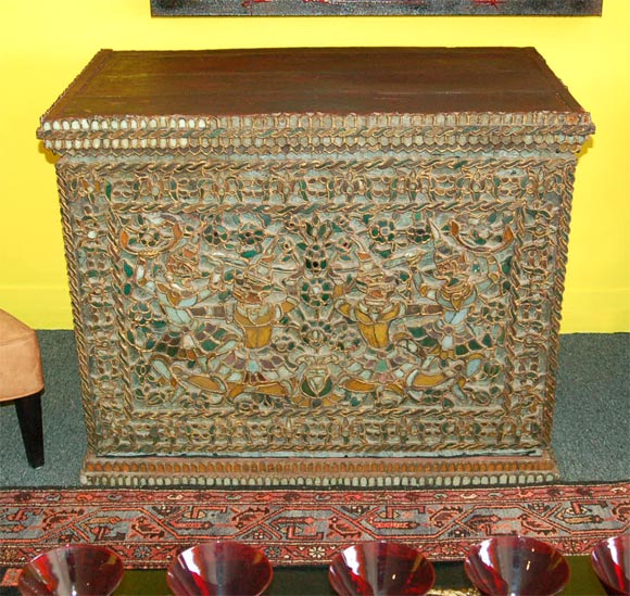 17 th CENTURY BURMESE WOODEN CHEST(darker than shown)