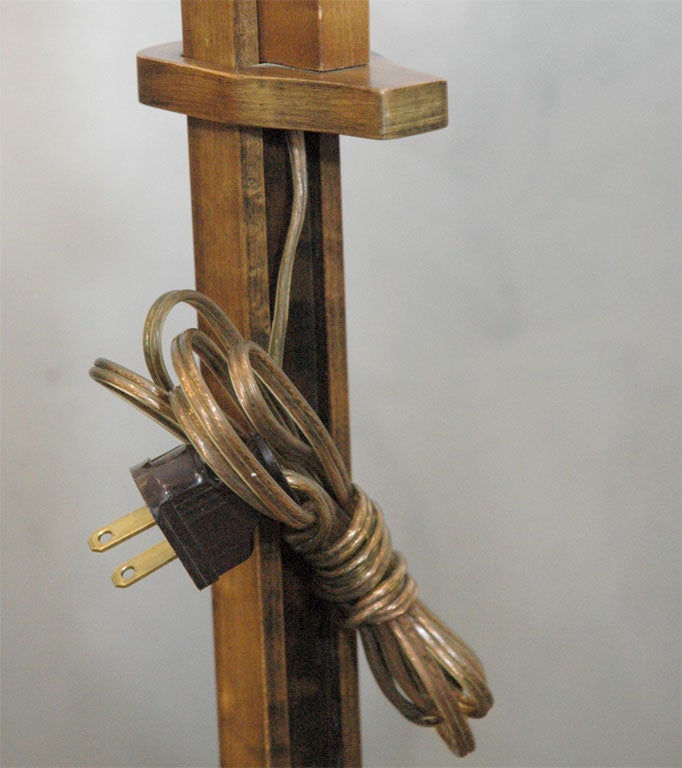 Ratcheting Floor Lamp 5