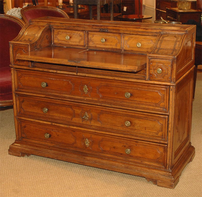 Tuscan Desk 1