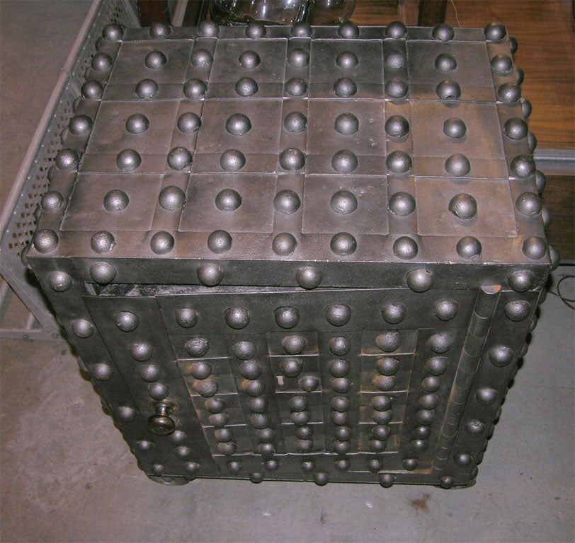 American Giant Industrial Hobnail Safe