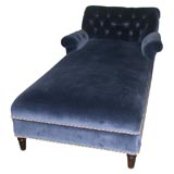 Antique ELEGANT CHAISE LOUNGE UPHOLSTERED IN A BEAUTIFUL VELVET