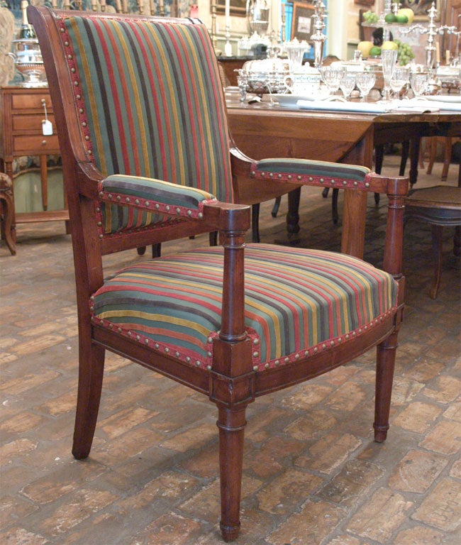 French Mahogany Gentleman's Desk Chair