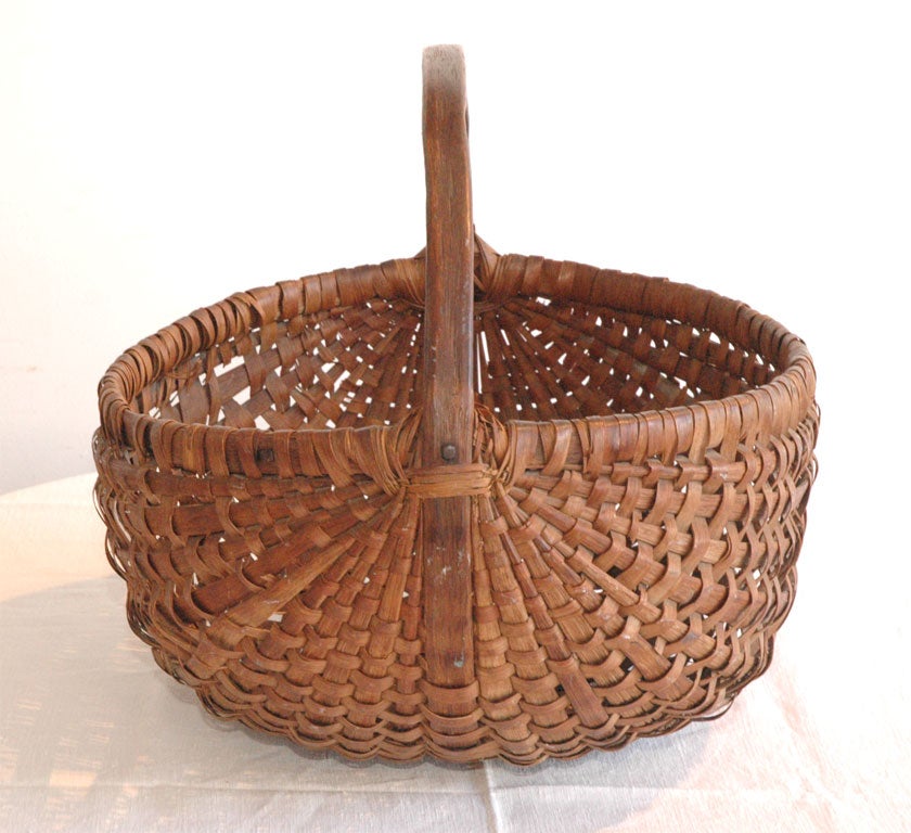 LARGE HINEY/BUTTOCKS BASKET FROM PENNSYLVANIA 1