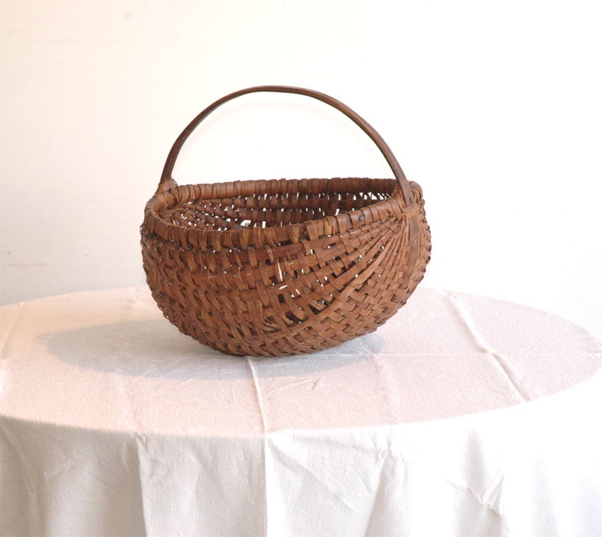 LARGE HINEY/BUTTOCKS BASKET FROM PENNSYLVANIA 3