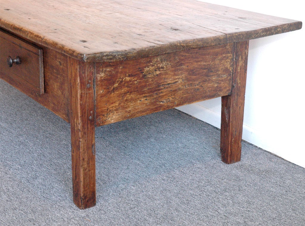 19THC COUNTRY FARM TABLE COFFEE TABLE WITH LARGE DRAWER
