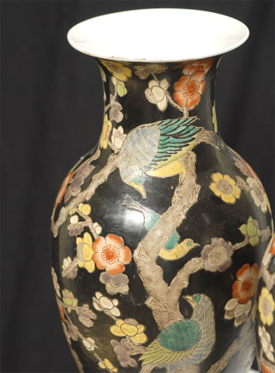 Chinese Pair of Chinoiserie Porcelain Vases