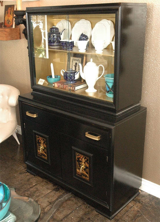 Vintage Chinoise Hutch