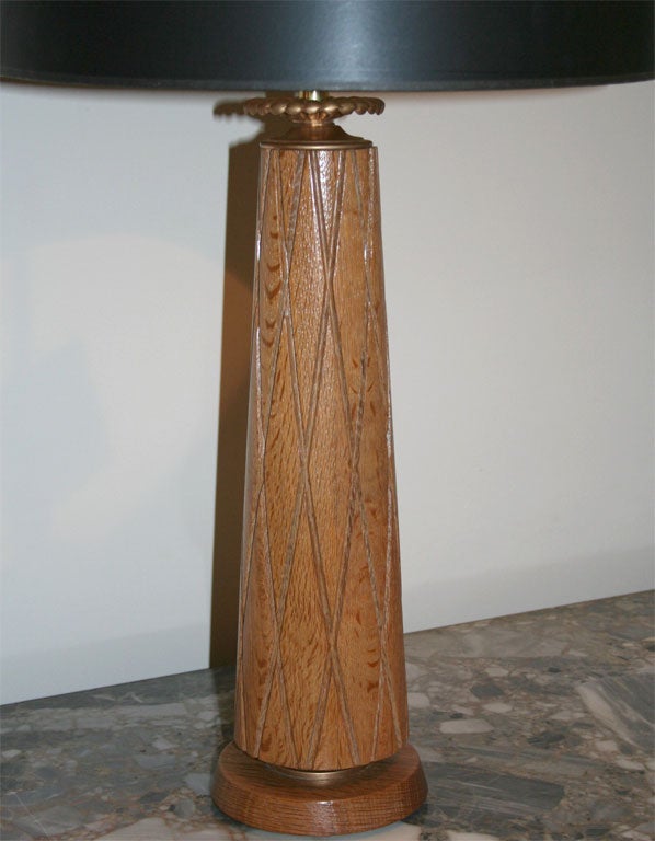 1940's Oak Harlequin Lamp In Good Condition For Sale In New York, NY