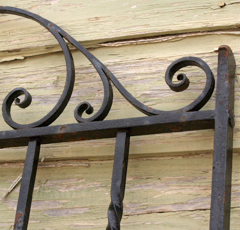 Single Iron Gate 2