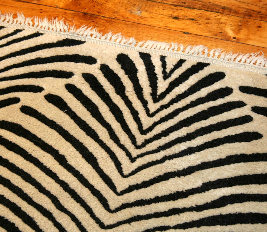 Wool modernist carpet