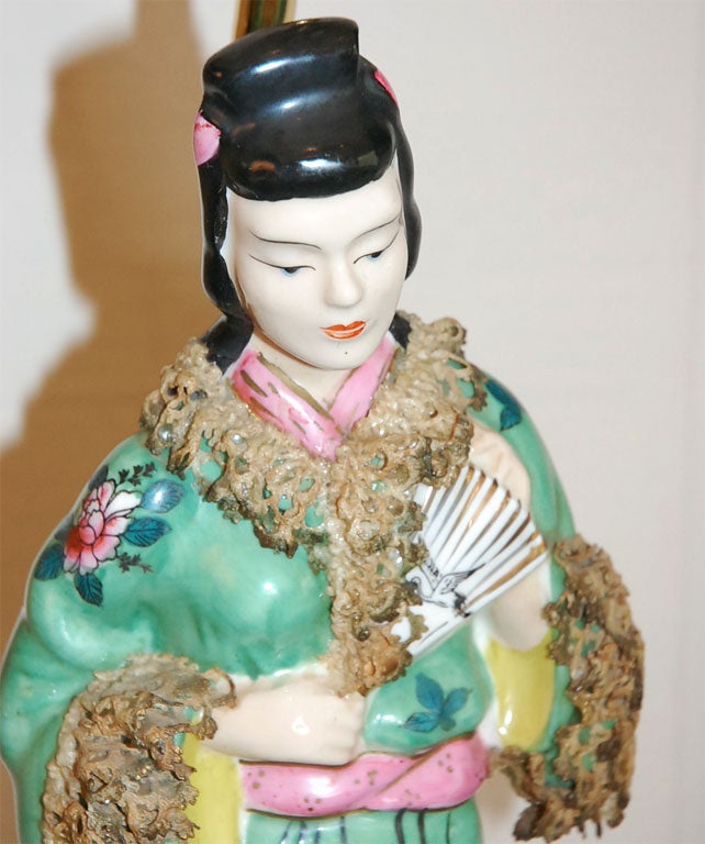 Pair of Delicate Chinese Figure Lamps 4