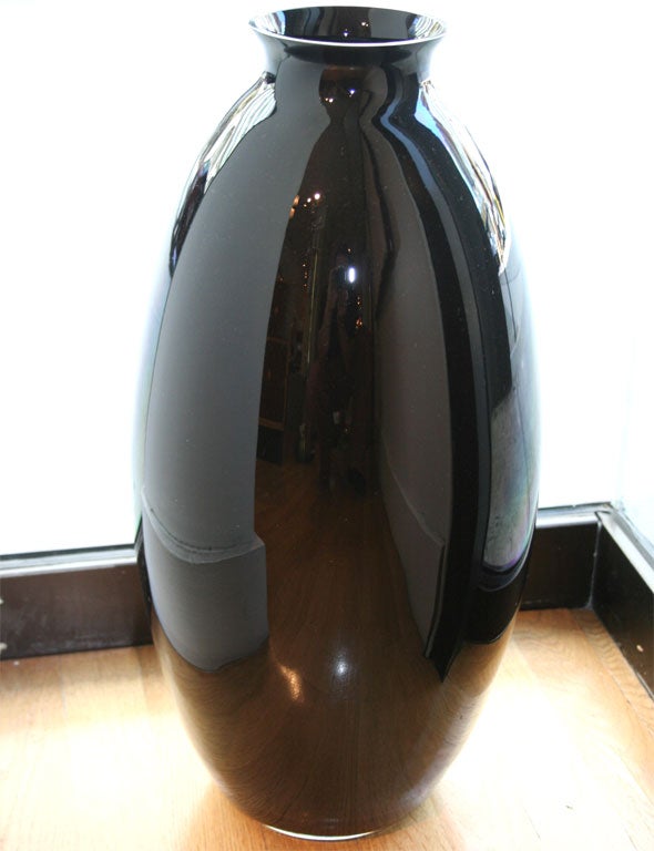 #3928 Large Black Glass Vase