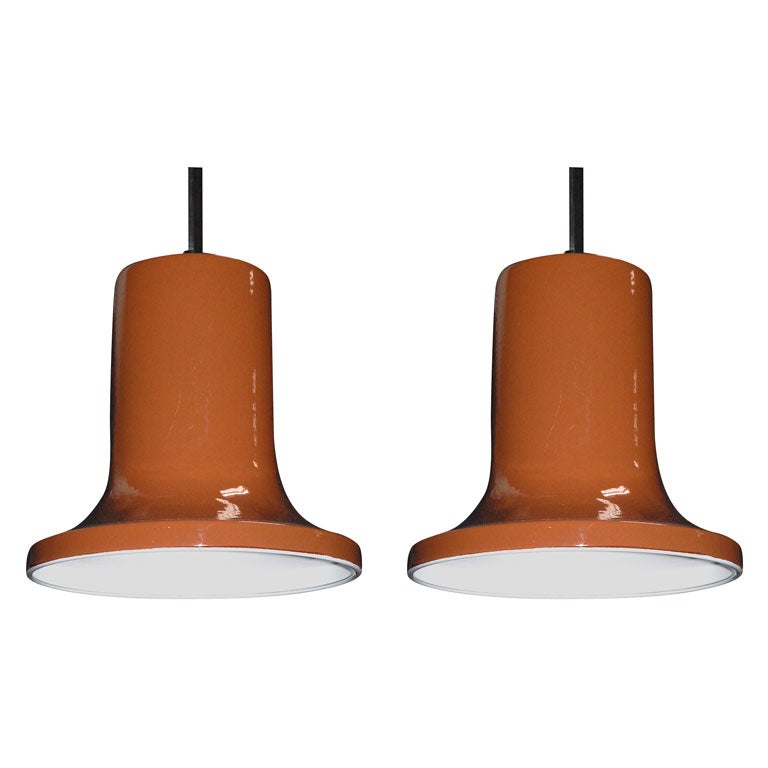Pair of Hanging Lights For Sale at 1stDibs