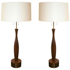 Vintage A Pair of Turned Wood Tabel Lamps.