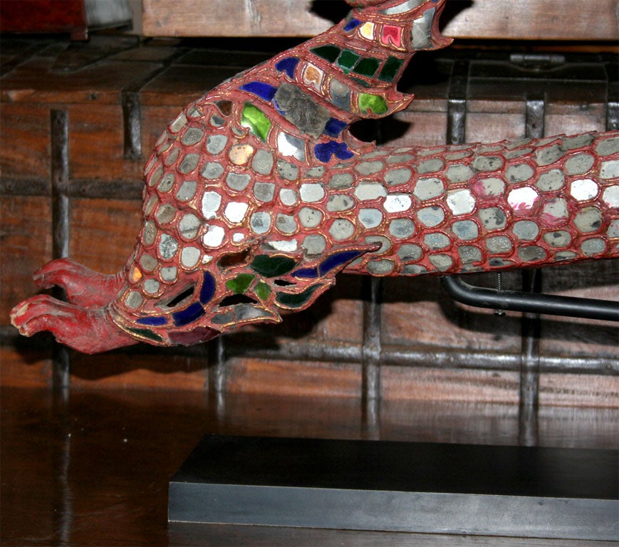 A Burmese Dragon Mandalay period In Good Condition In New York, NY
