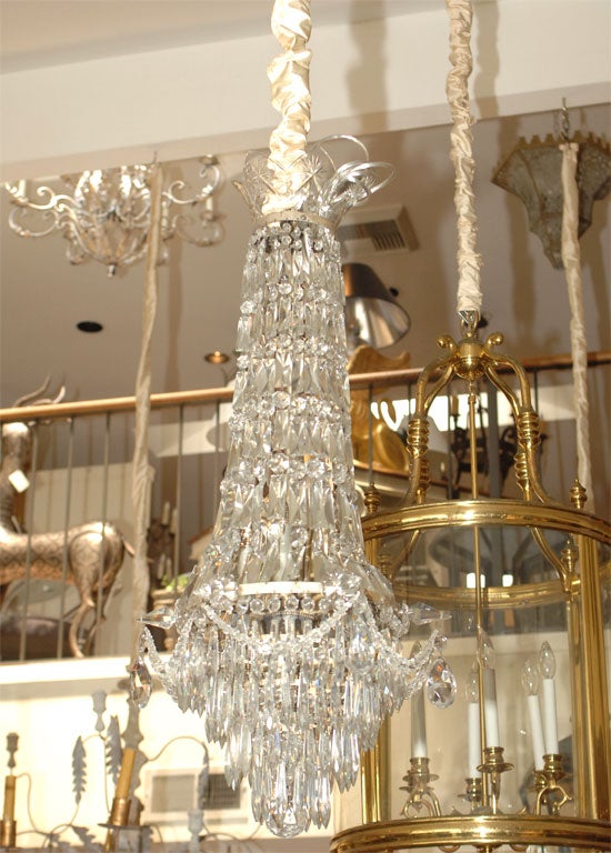 A nice crystal pendant chandelier France, circa 1900. Recently rewired.