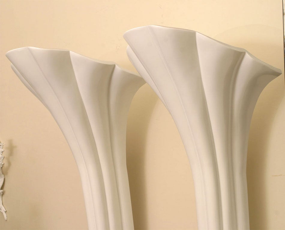 20th Century Pair of White Lacquered Torcheres by Casa Pique