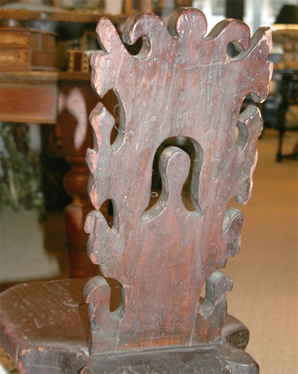 Two 16th century Italian chairs 4