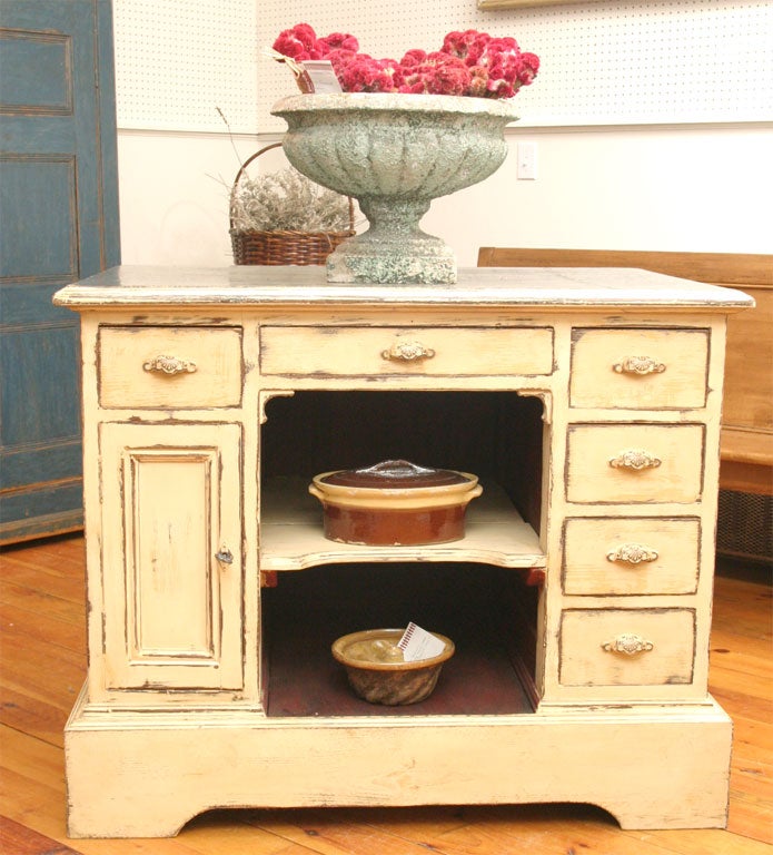 Jewelry store counter