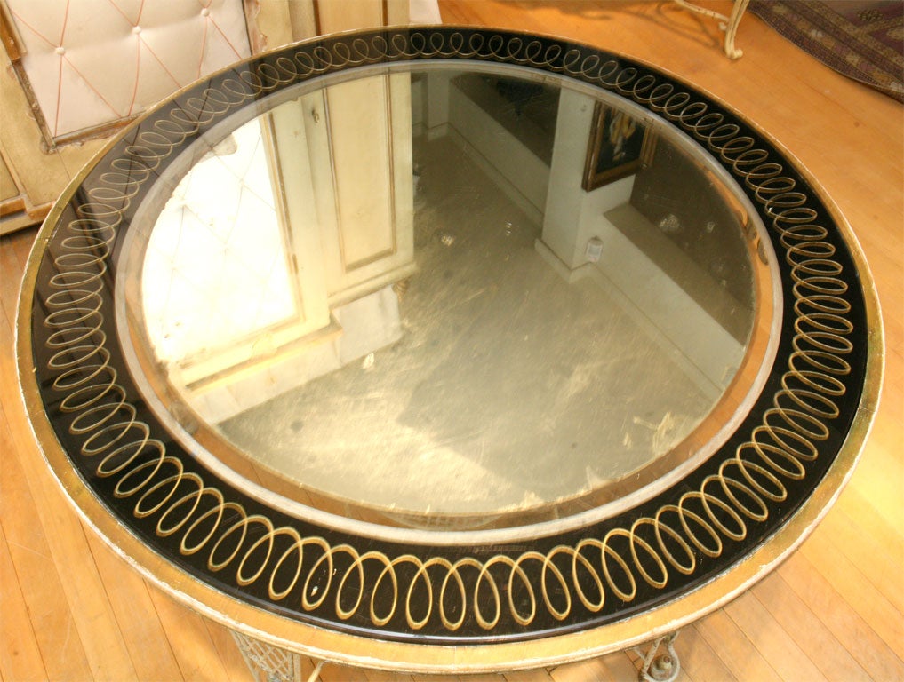 1940's mirrored cocktail table For Sale 2