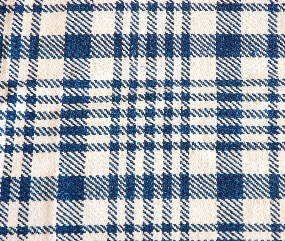 19THC BLUE AND WHITE HAND WOVEN COVERLET FROM NEW ENGLAND 3