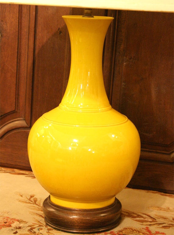 Chinese Yellow Porcelain Vase Lamp, 19th Century In Excellent Condition For Sale In Lake Forest, IL