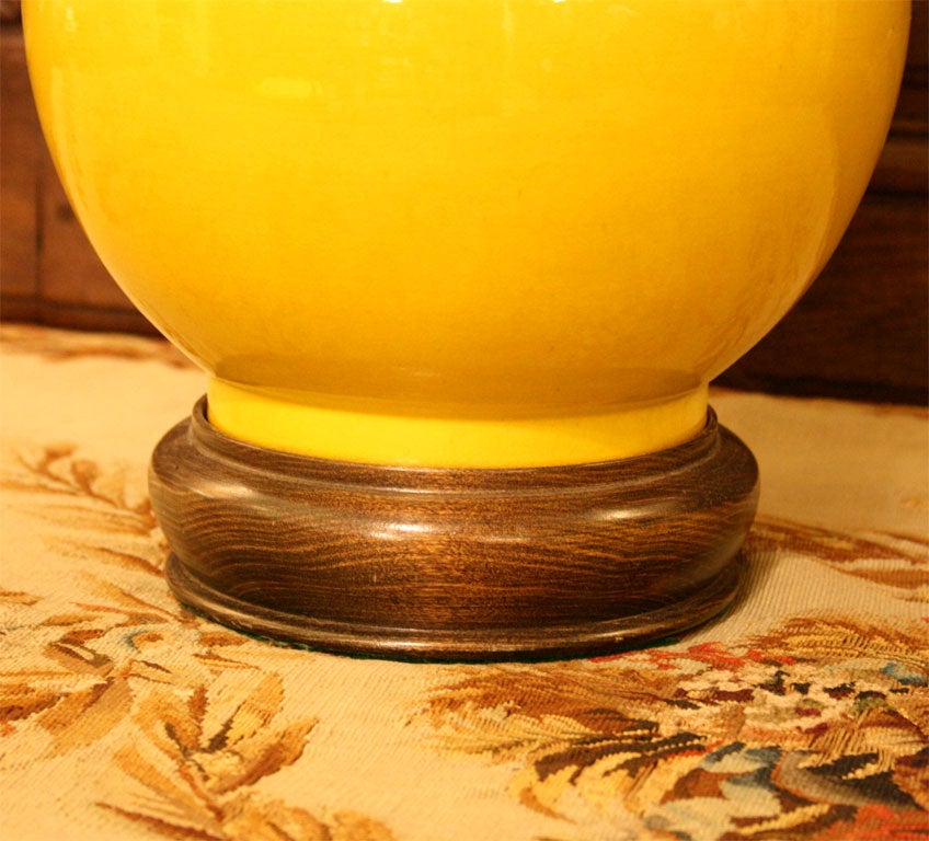 Chinese Yellow Porcelain Vase Lamp, 19th Century For Sale 1
