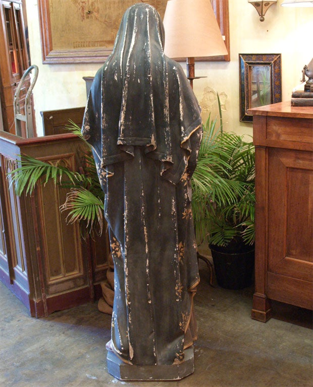 Large Statue of Saint Clare of Assisi 3