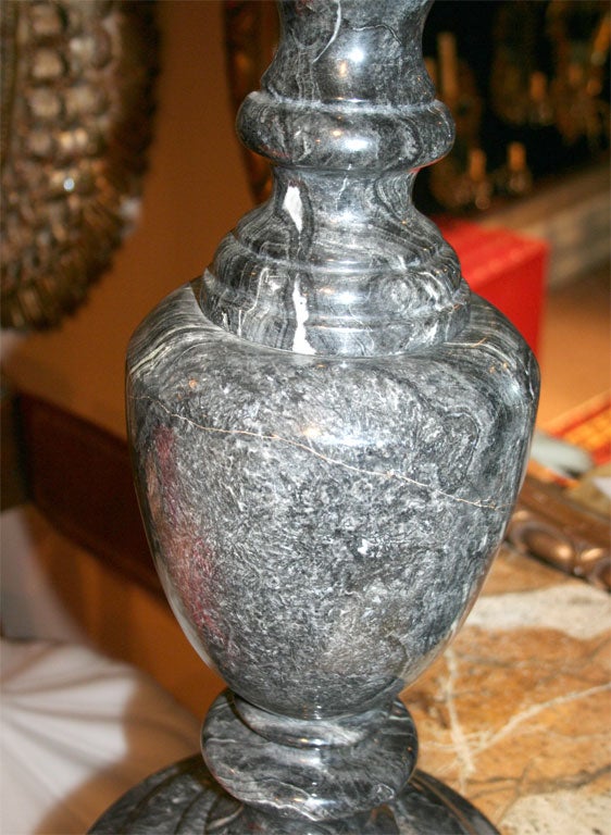 20th Century Pair of Italian Black Marble Lamps For Sale