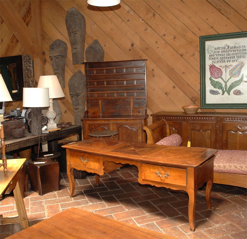 French Louis XV Cherry / Walnut Desk   (reference # PAR6)