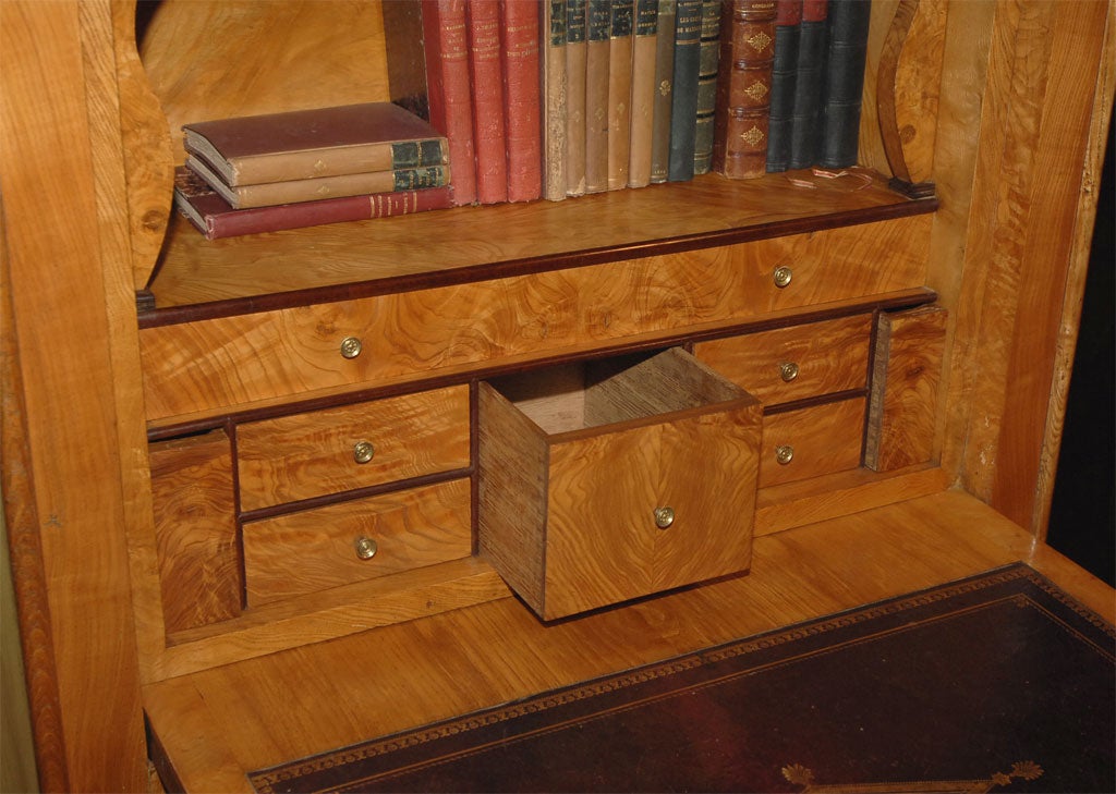 Louis Philippe Walnut Marble Top Desk (reference # PAR64) For Sale 3
