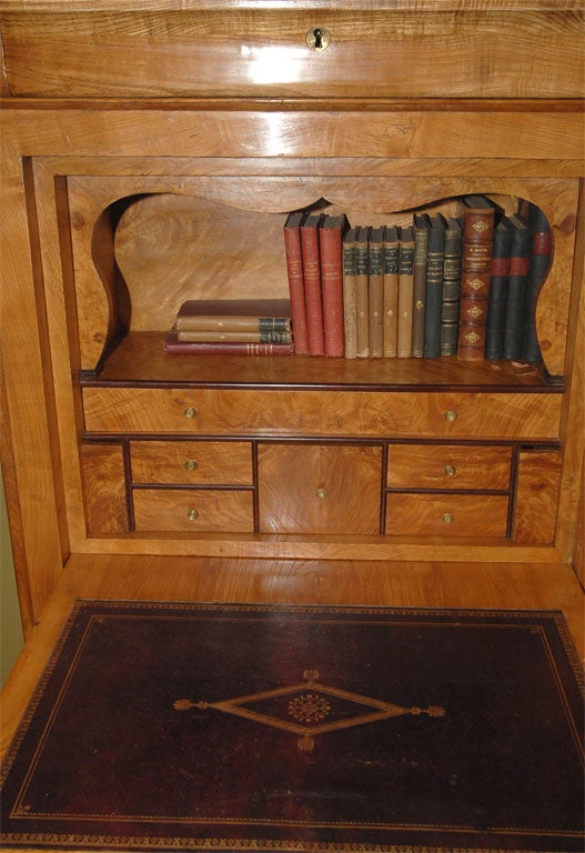 Louis Philippe Walnut Marble Top Desk (reference # PAR64) For Sale 4