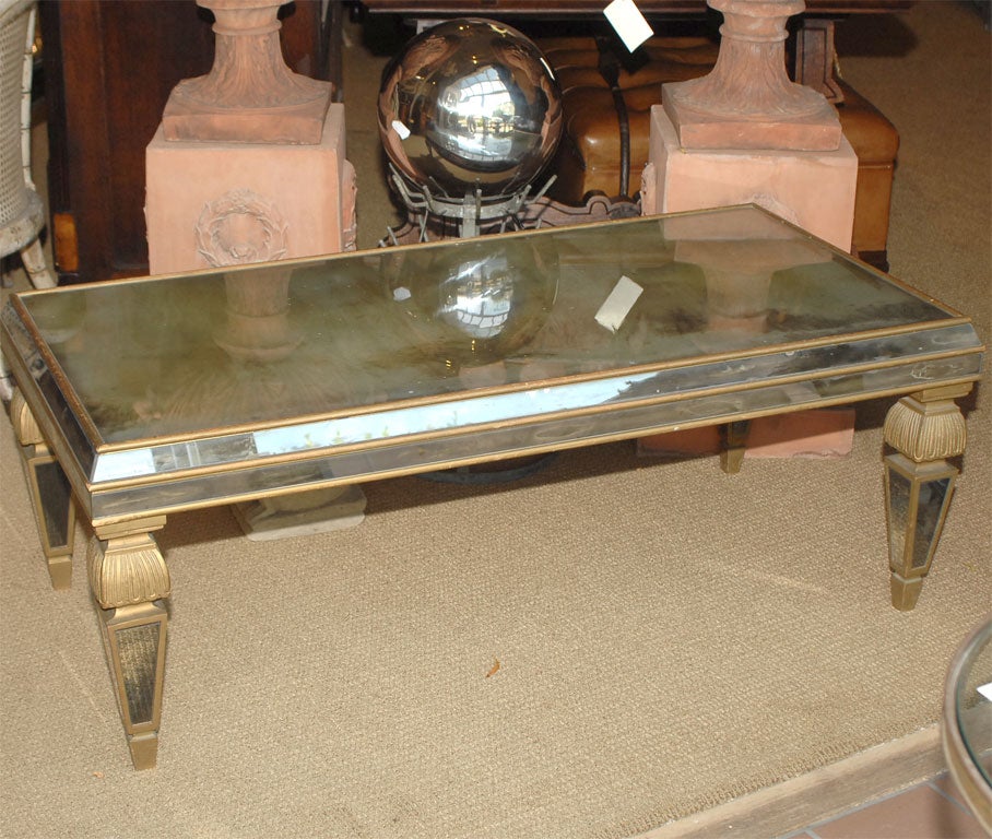 A nice large Mid-Century mirrored coffee table.