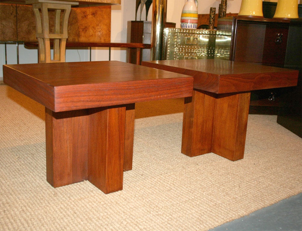 A pair of square cocktail occasional tables with refinished walnut tops and bases. In the Style of Milo Baughman. U.S.A., circa 1970. [DUF0123]