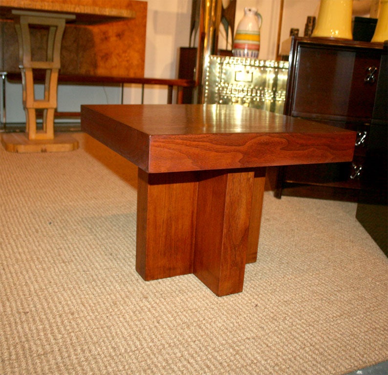 American Cruciform Walnut Occasional Tables by Milo Baughman  In Excellent Condition For Sale In New York, NY