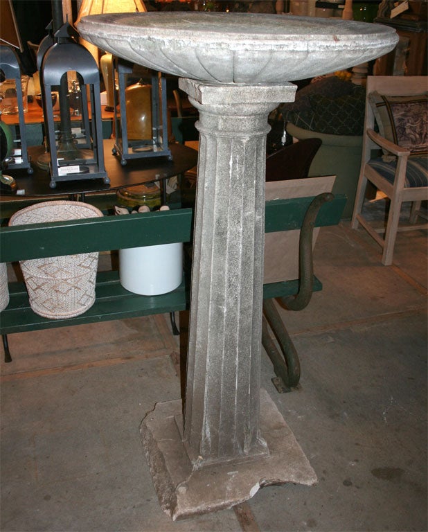 Basin on Column