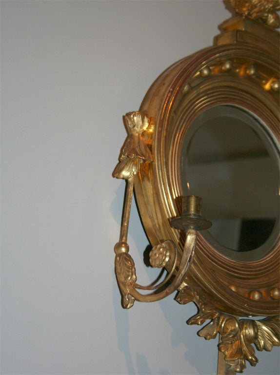 Giltwood 18th Century English Round Gilt Mirror For Sale