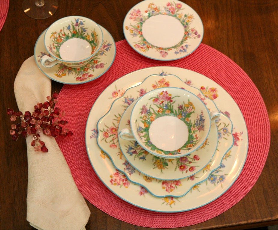 96 Pc. Wedgwood Complete Dinner Service for 12 W/ Hand Painted Floral Decoration 1