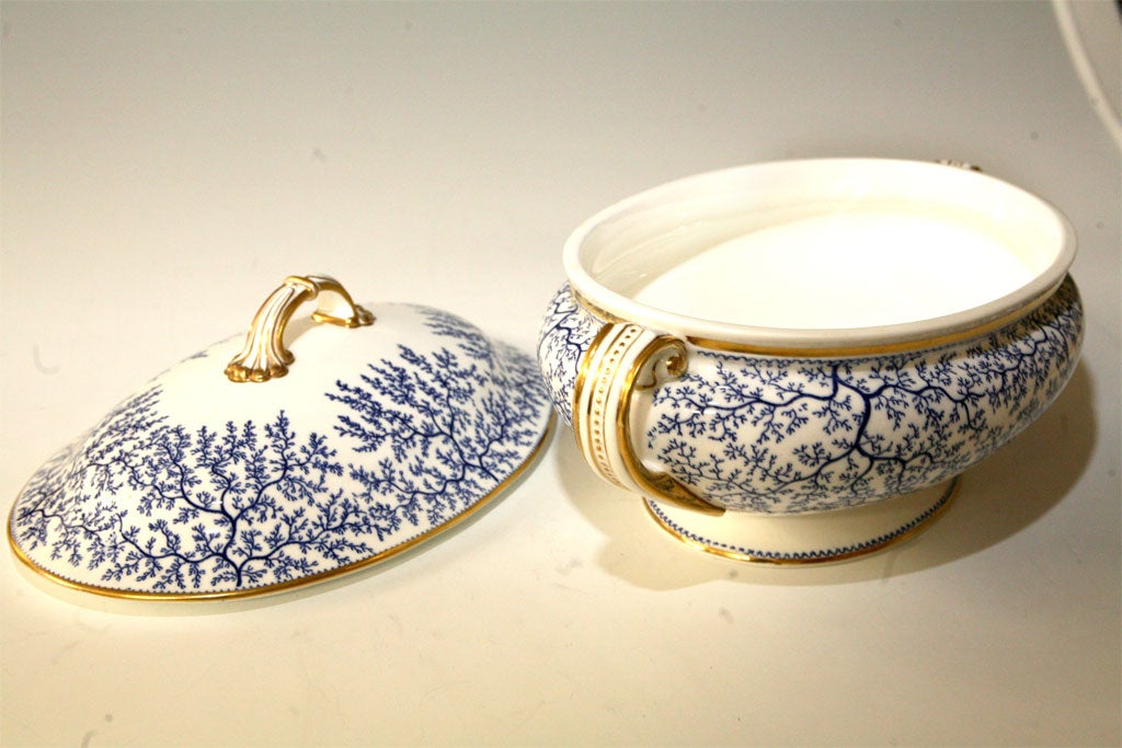 Aesthetic Movement Minton Blue and White Seaweed Motif Oval Soup Tureen with Matching Underplate