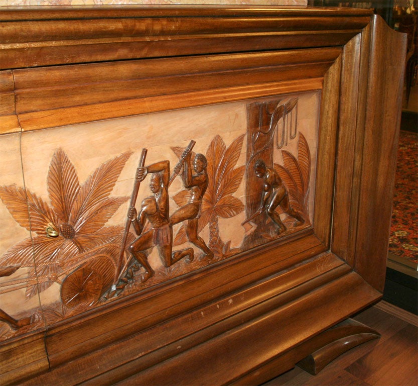 Mid-20th Century Figural French Art Deco Buffet (Dominique) For Sale