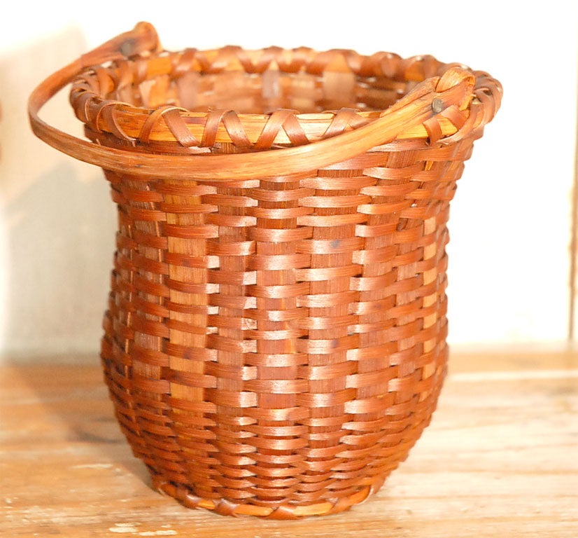 American GROUP OF THREE 19THC HANDMADE BASKETS W/ HANDLES