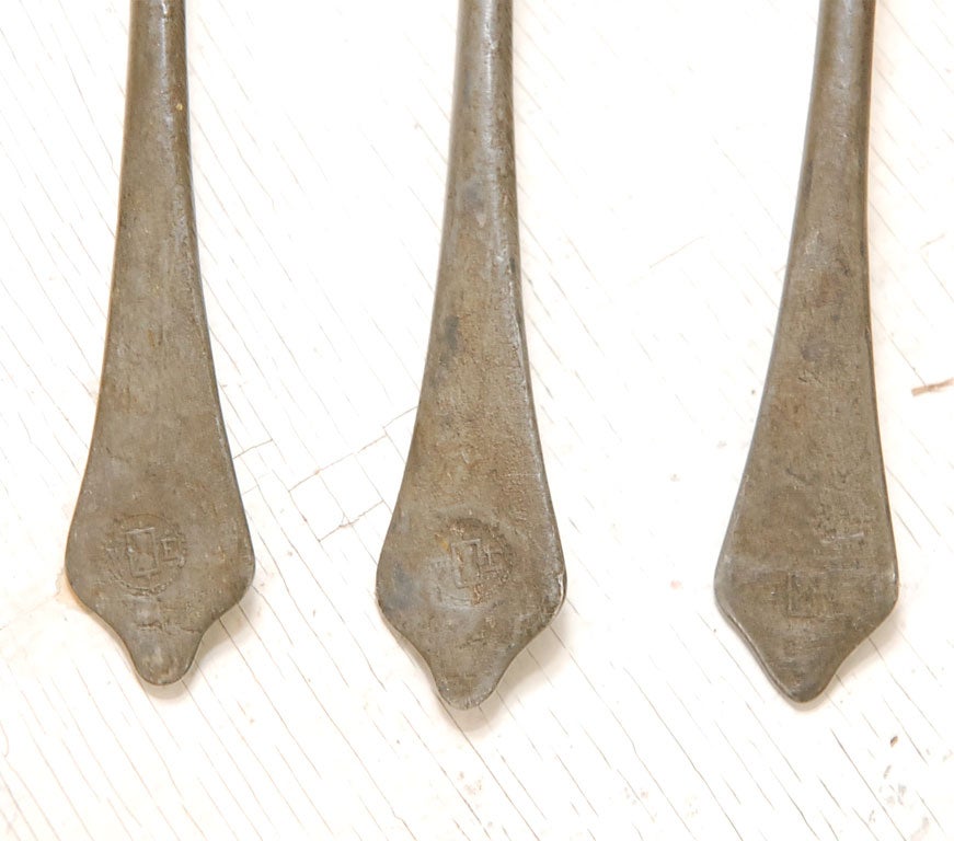 SET OF SIX EARLY PEWTER SPOONS/19THC 4