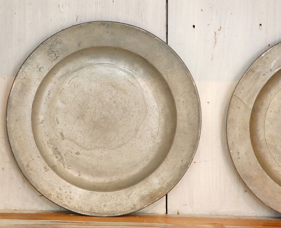 English SET OF FOUR ENGLISH 19THC PEWTER PLATES